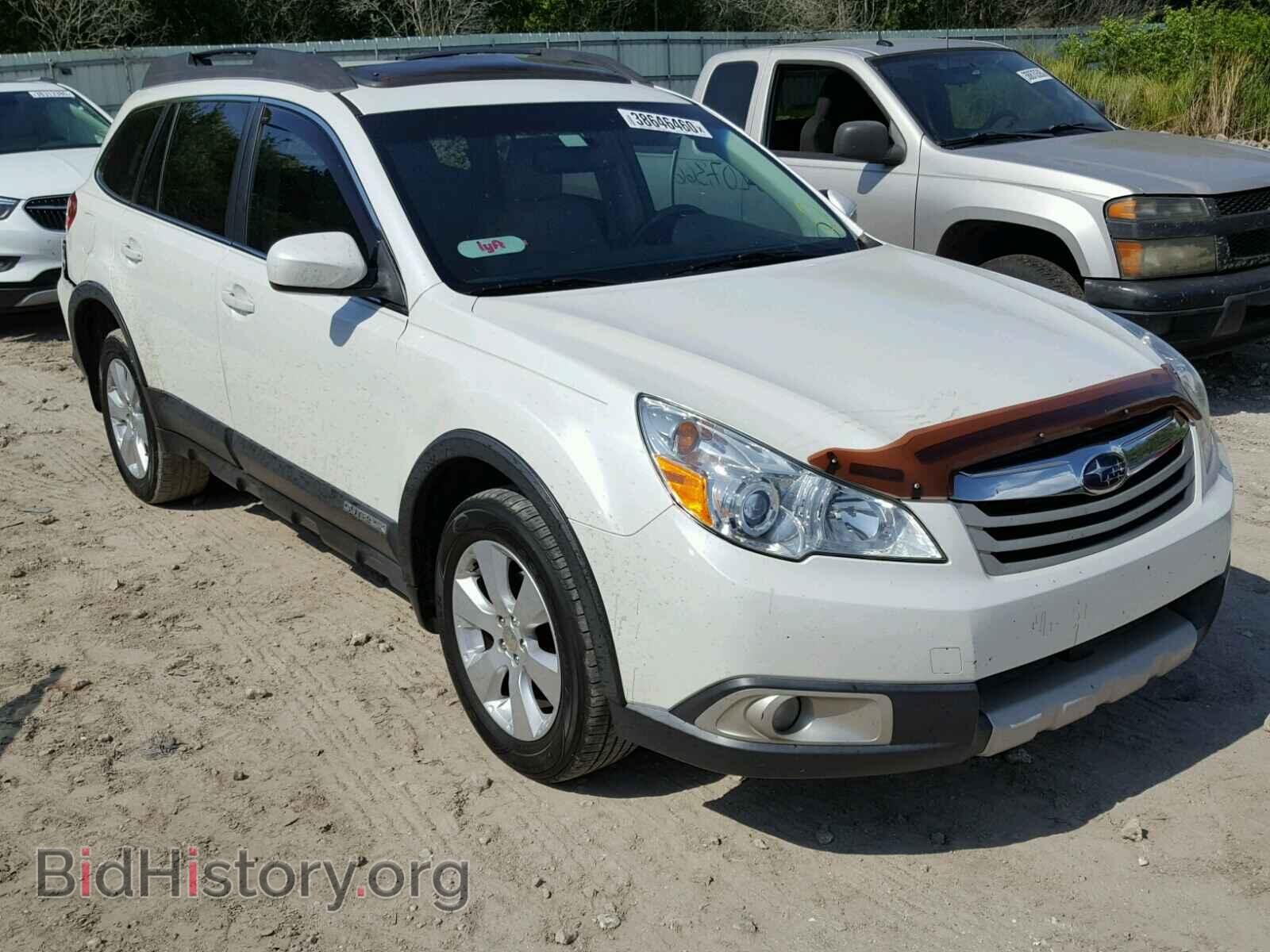 Photo 4S4BRCKC2B3371665 - SUBARU OUTBACK 2011