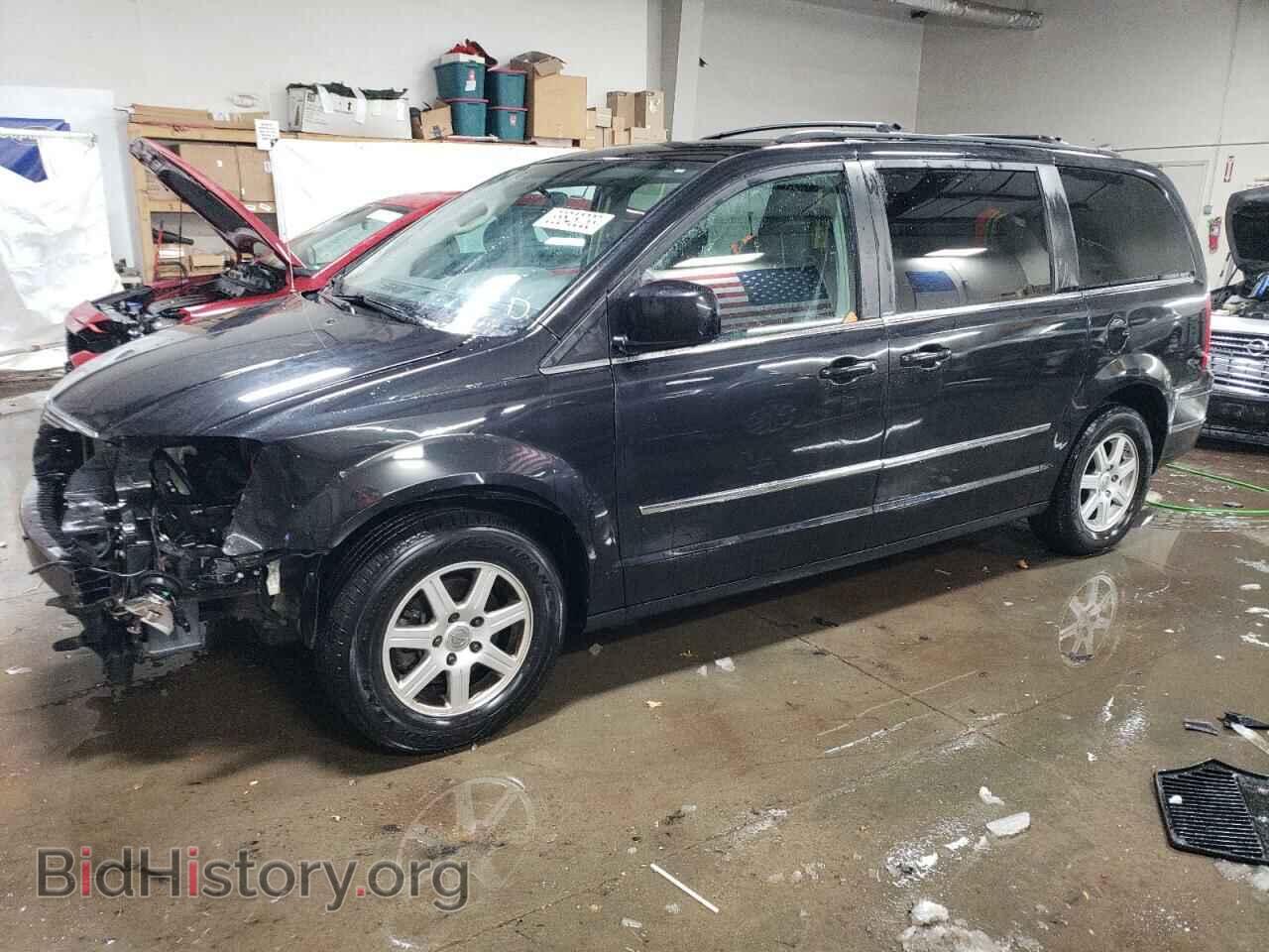 Photo 2A4RR5D10AR366135 - CHRYSLER MINIVAN 2010