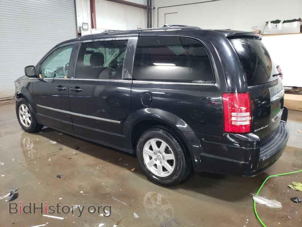 2010 CHRYSLER MINIVAN - VIN: 2A4RR5D10AR366135 - Photo 2