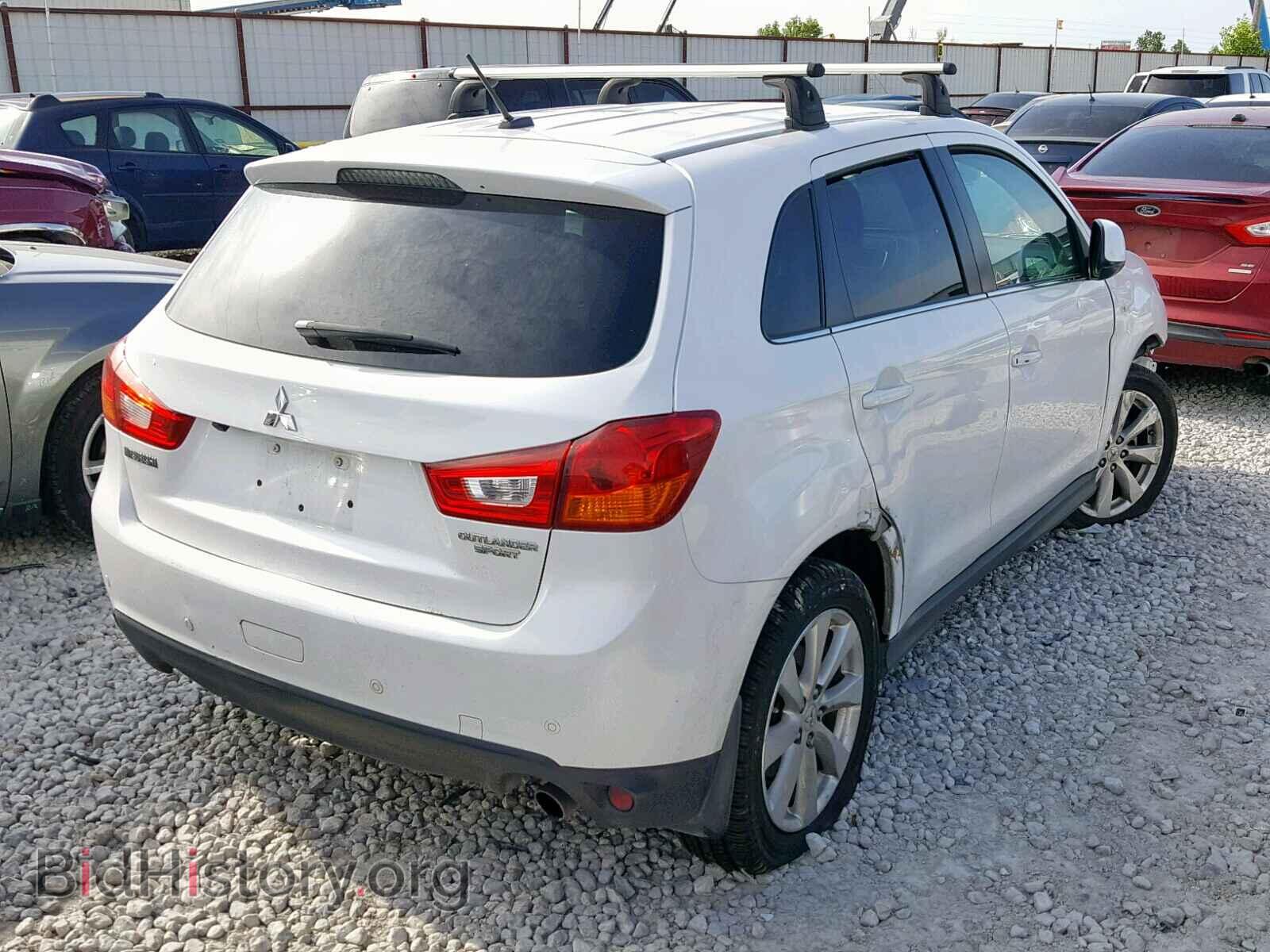 2015 MITSUBISHI OUTLANDER - VIN: 4A4AP4AU7FE044672 - Фото 4