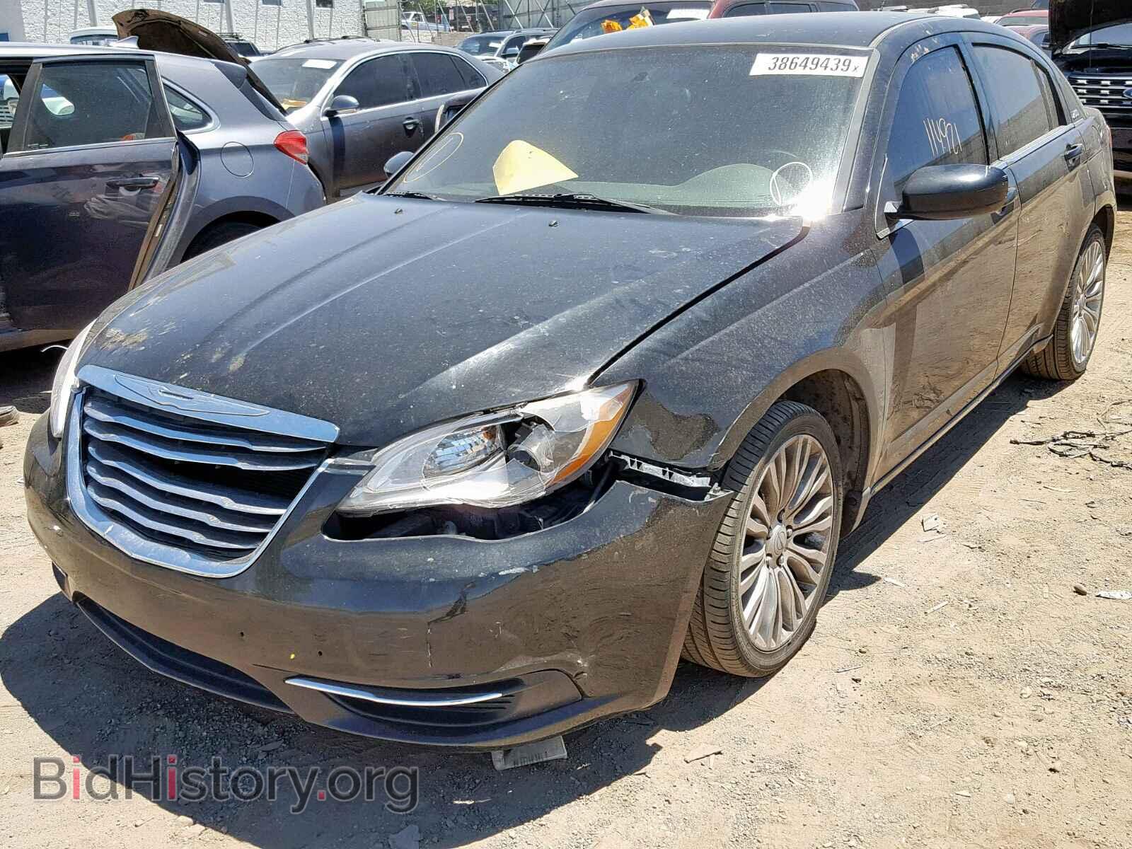 2012 CHRYSLER 200 - VIN: 1C3CCBAB9CN268590 - Фото 2