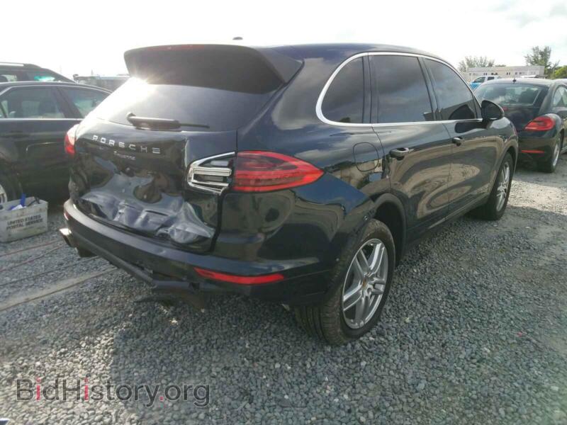 2016 Porsche CAYENNE (VIN WP1AA2A29GKA08852) — фото 4 из 10