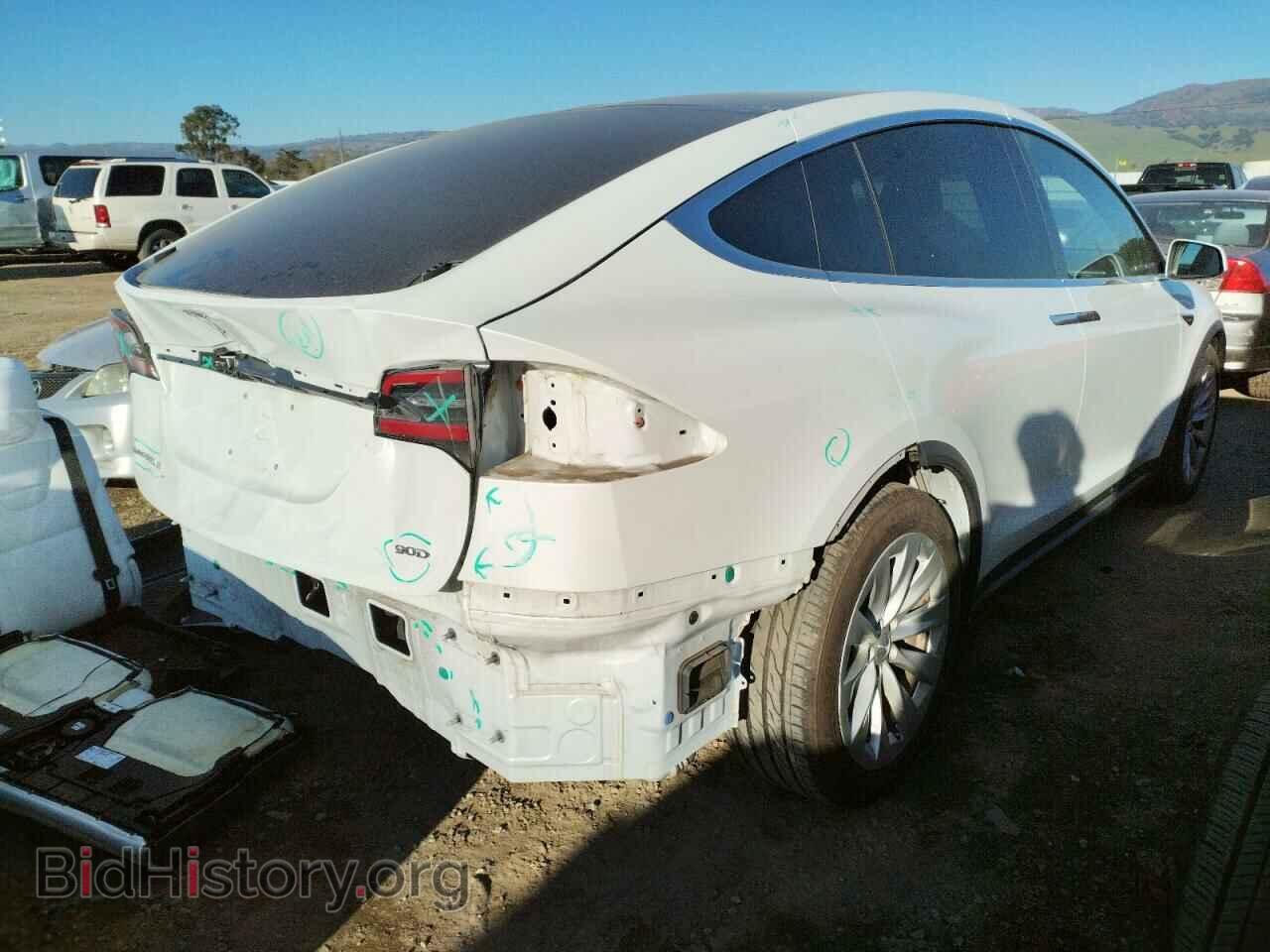 2017 TESLA MODEL X - VIN: 5YJXCBE21HF040452 - Photo 3