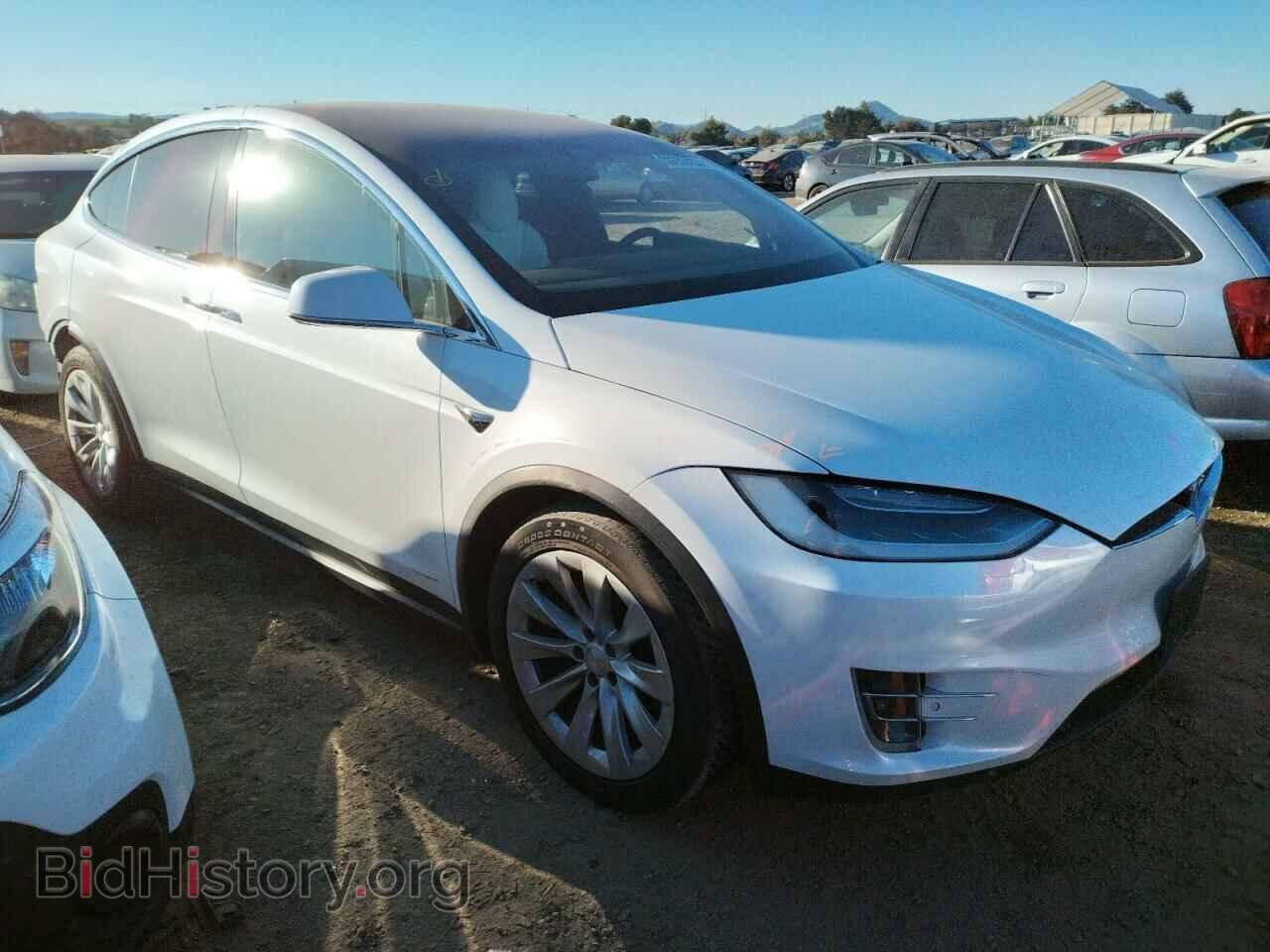 2017 TESLA MODEL X - VIN: 5YJXCBE21HF040452 - Photo 4