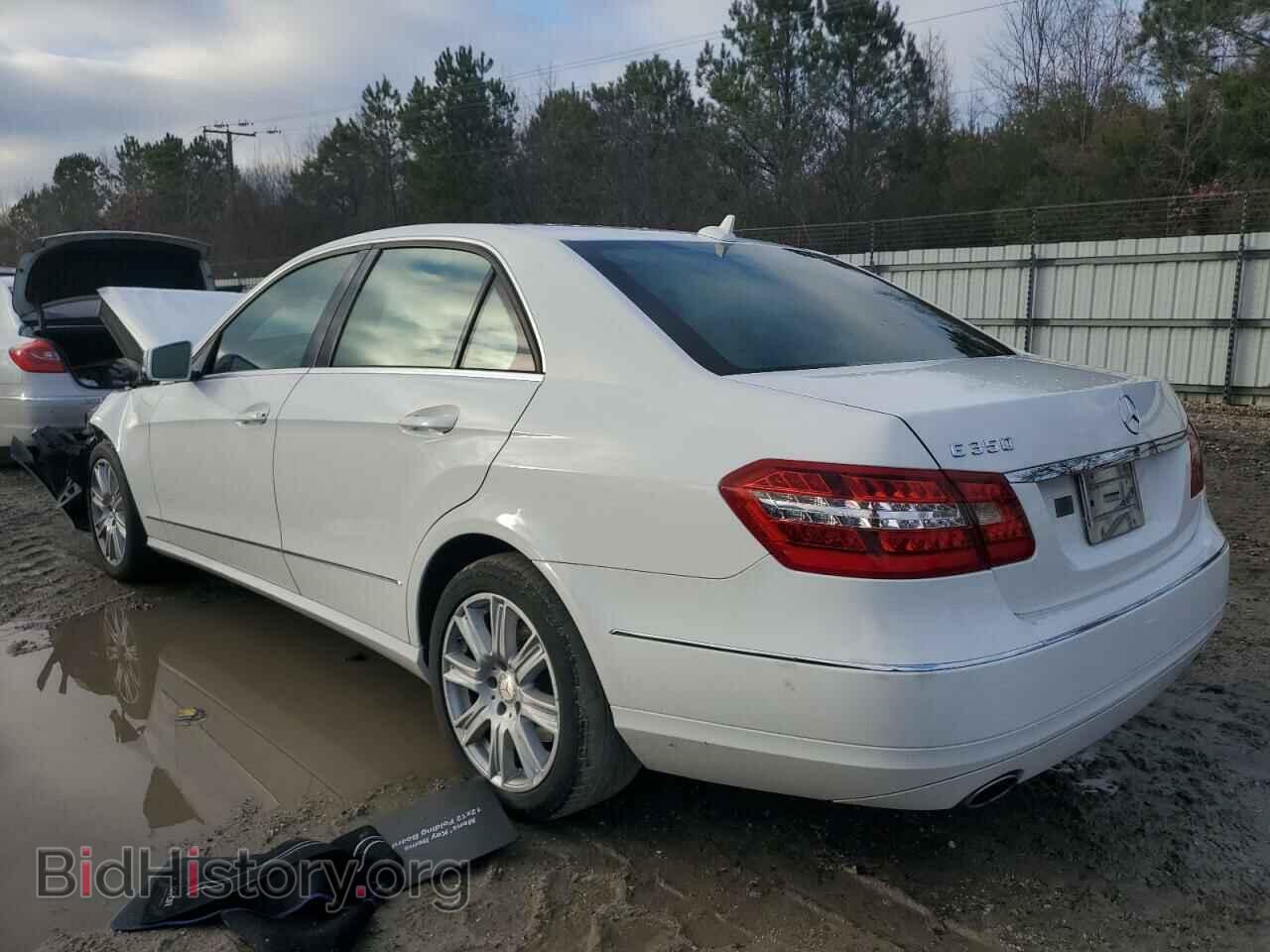 2013 MERCEDES-BENZ E-CLASS - VIN: WDDHF5KB6DA733916 - Фото 2