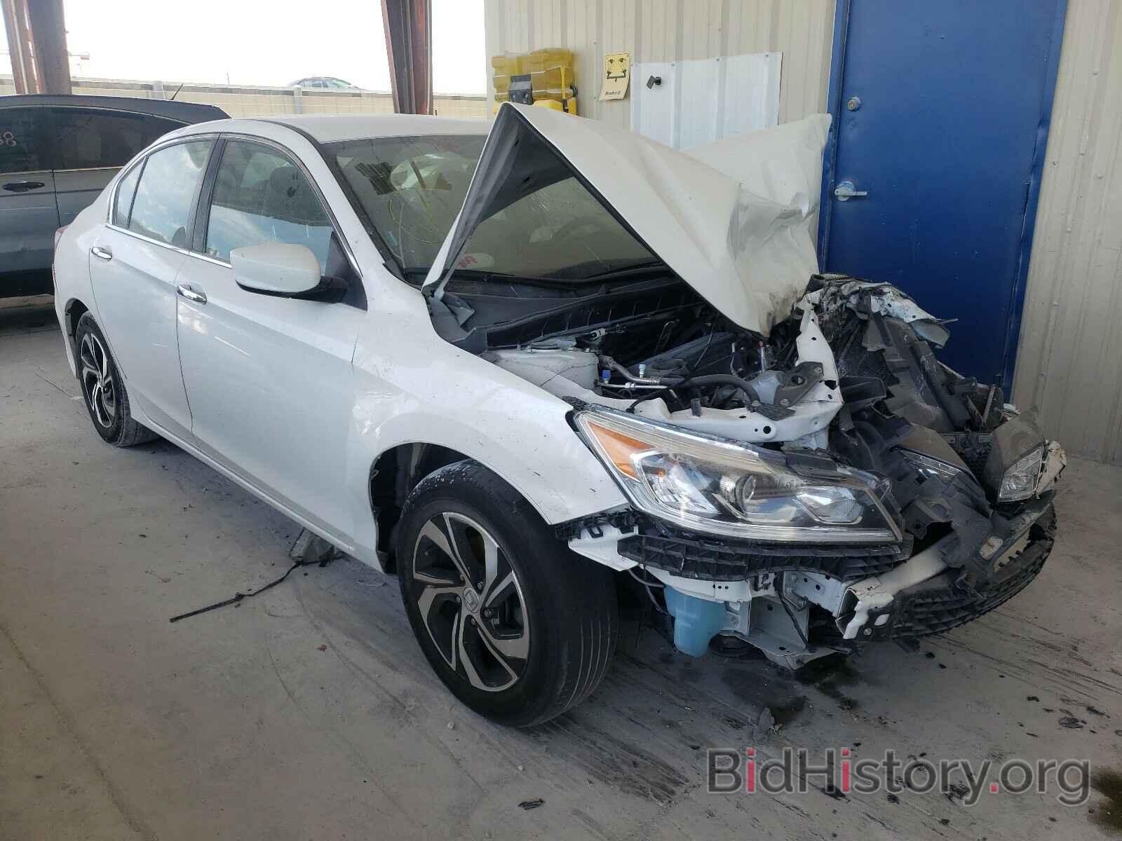 Photo 1HGCR2F30HA240477 - HONDA ACCORD 2017