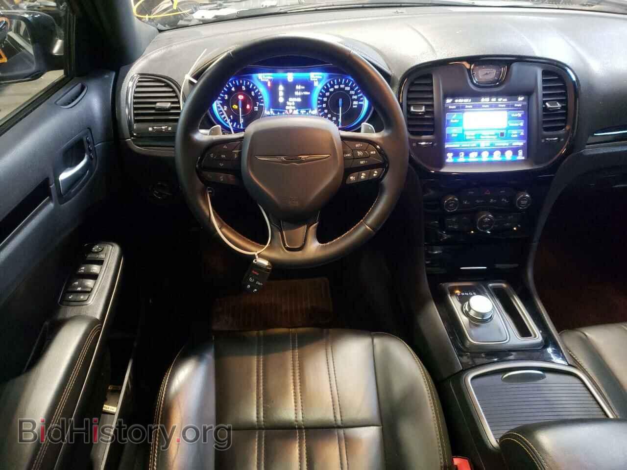 2016 CHRYSLER 300 - VIN: 2C3CCAGG8GH287644 - Фото 9