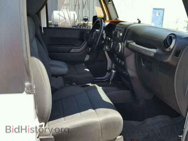 2011 JEEP WRANGLER - VIN: 1J4AA2D12BL592982 - Фото 5
