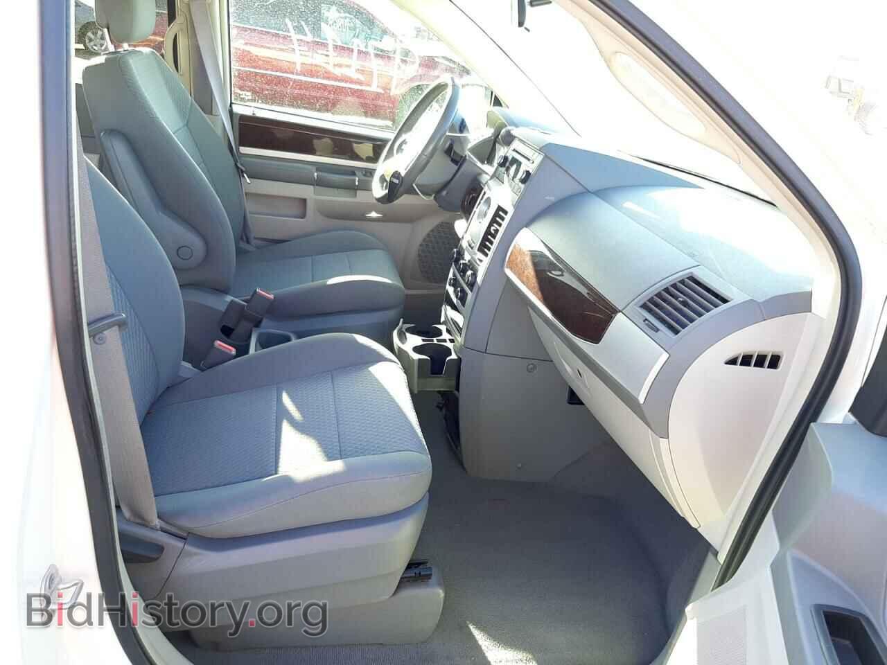 2010 CHRYSLER MINIVAN - VIN: 2A4RR5D14AR278219 - Фото 5