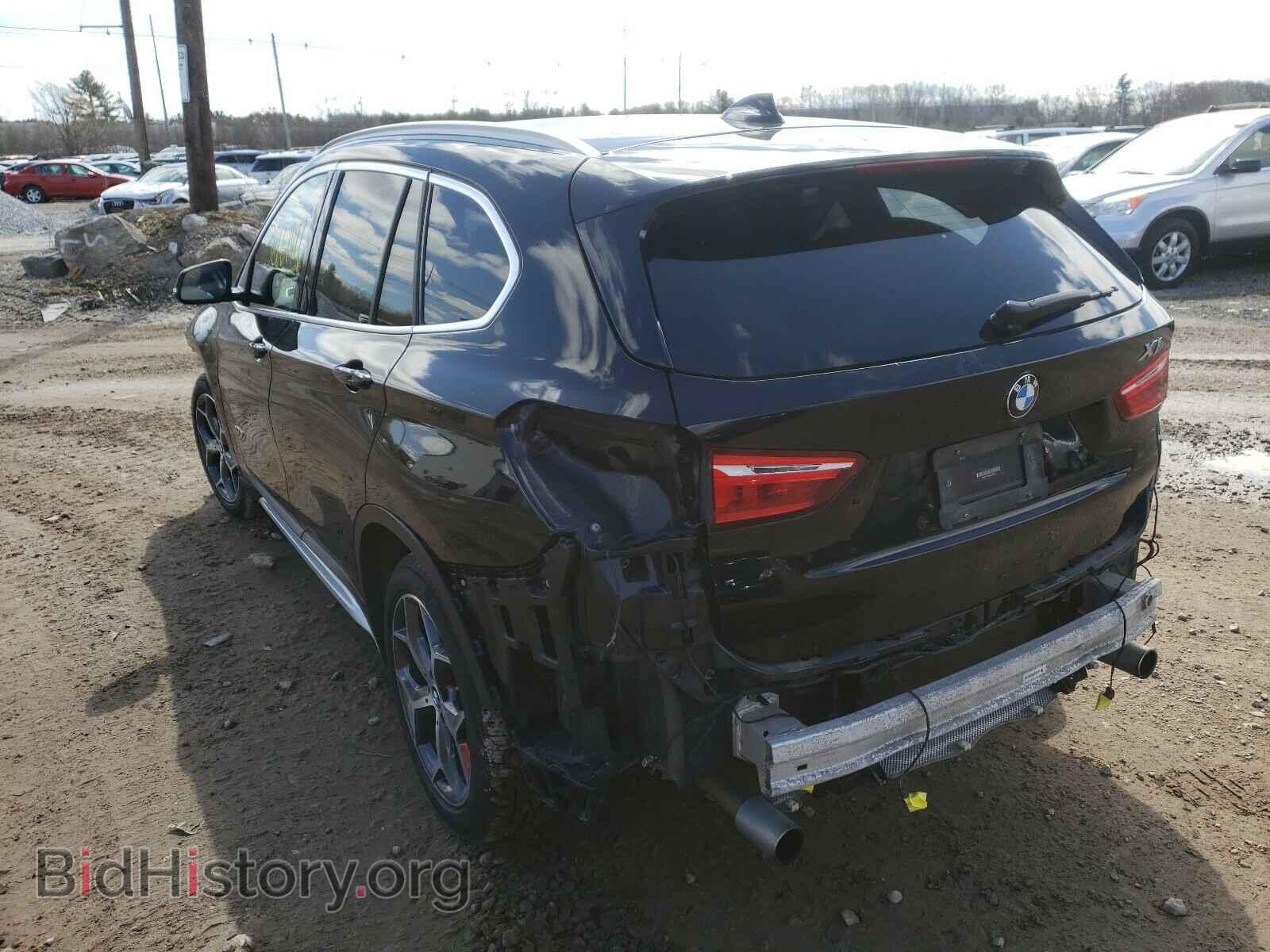 2017 BMW X1 - VIN: WBXHT3C38H5F85741 - Фото 3