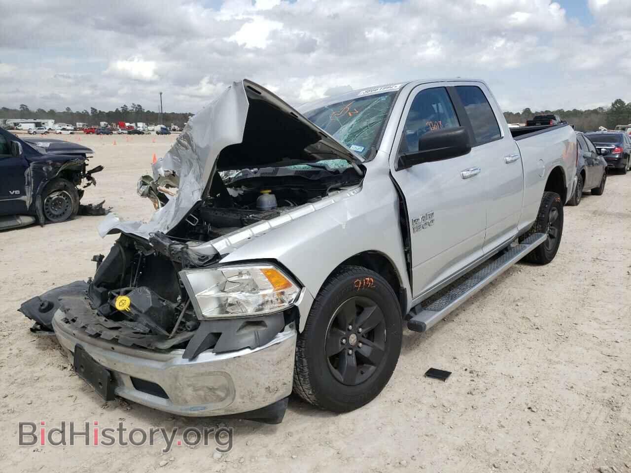 2017 RAM 1500 - VIN: 1C6RR6GG3HS707829 - Фото 2