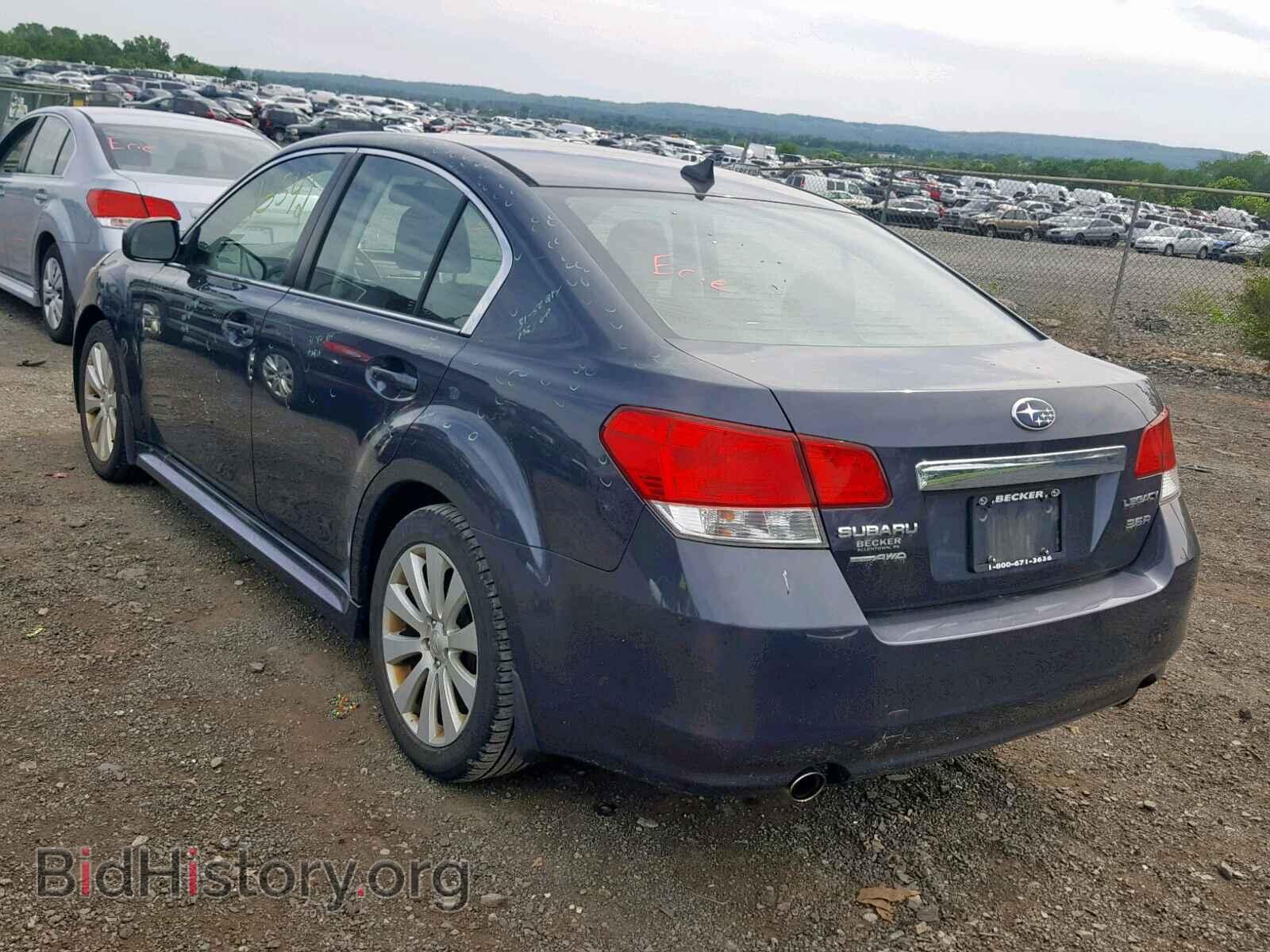 2011 SUBARU LEGACY - VIN: 4S3BMDH61B2214239 - Фото 3