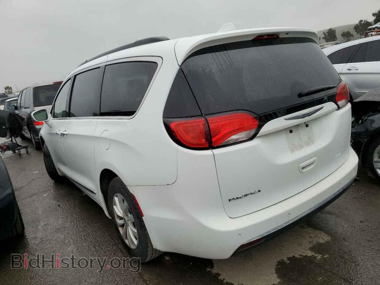 2017 CHRYSLER PACIFICA - VIN: 2C4RC1BG3HR539941 - Photo 2