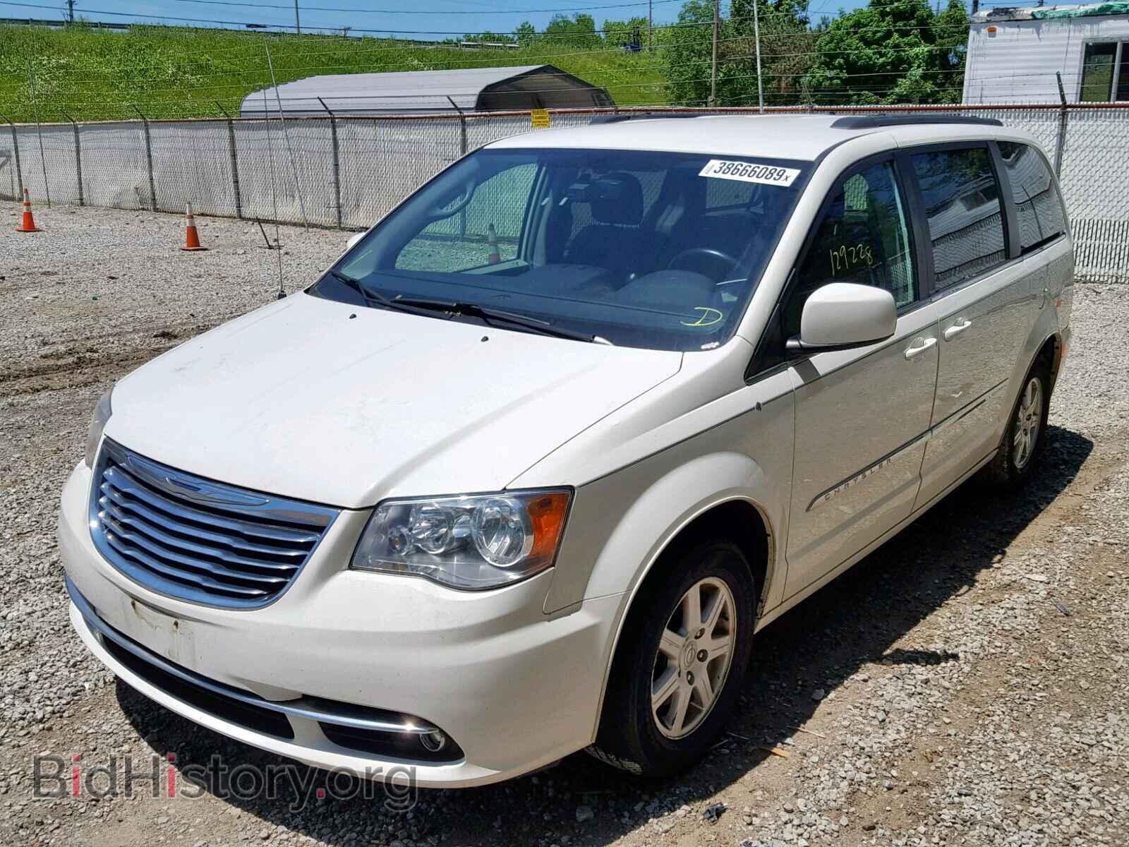 2011 CHRYSLER TOWN & COU - VIN: 2A4RR5DG1BR723313 - Фото 2