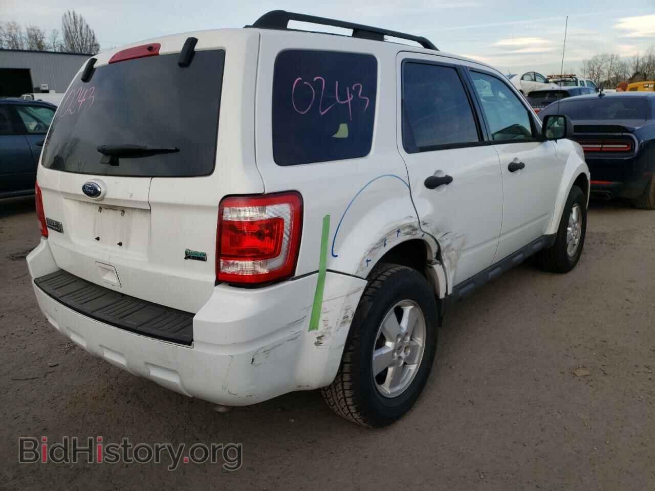 2010 FORD ESCAPE - VIN: 1FMCU0DG2AKC04227 - Фото 4