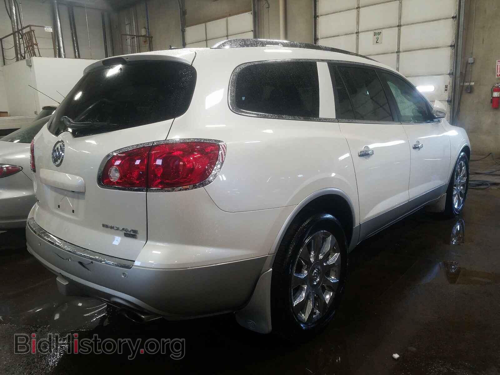 2011 BUICK ENCLAVE - VIN: 5GAKVCED8BJ336078 - Фото 4