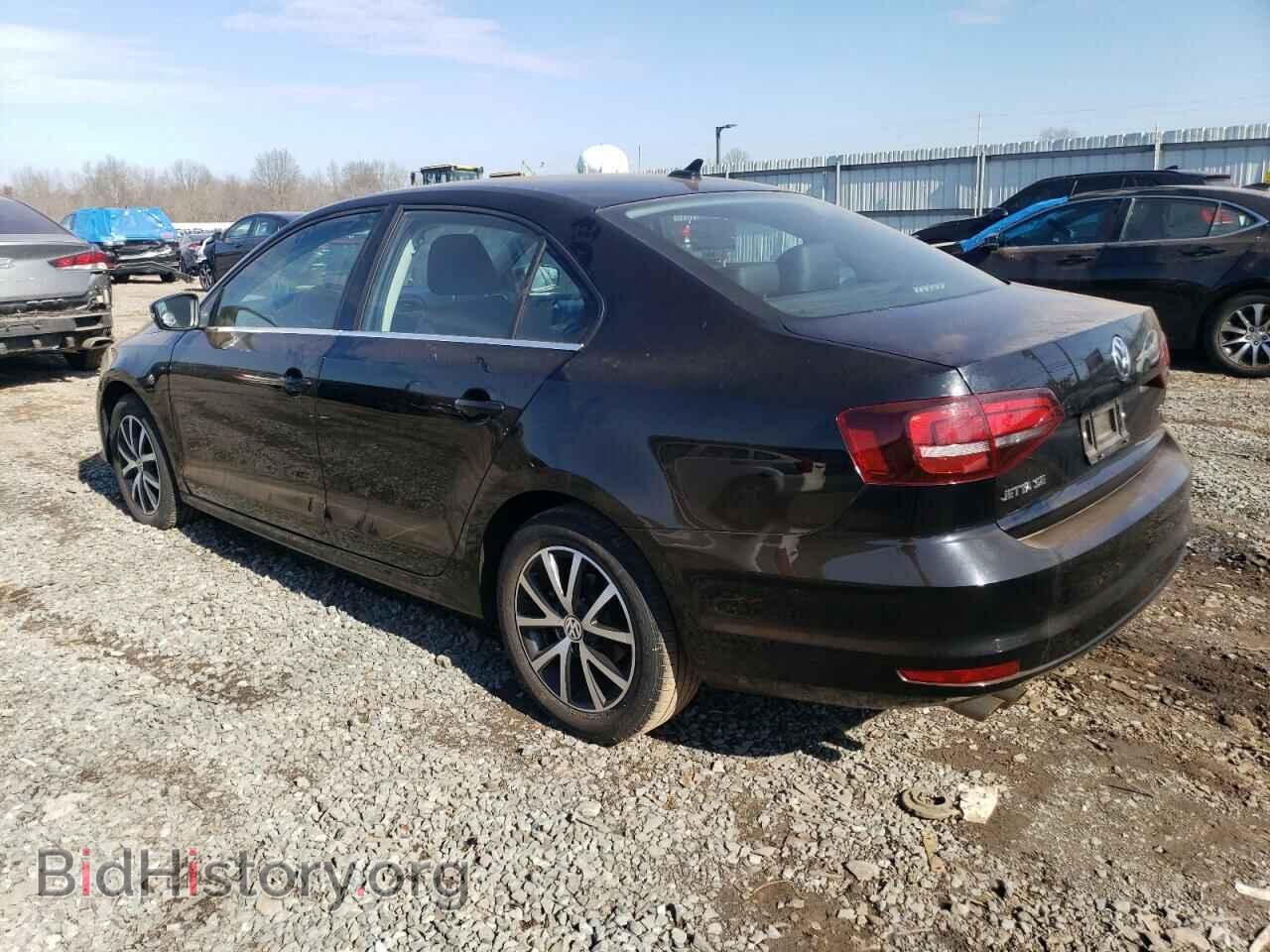 2018 VOLKSWAGEN JETTA - VIN: 3VWDB7AJ8JM262873 - Фото 2
