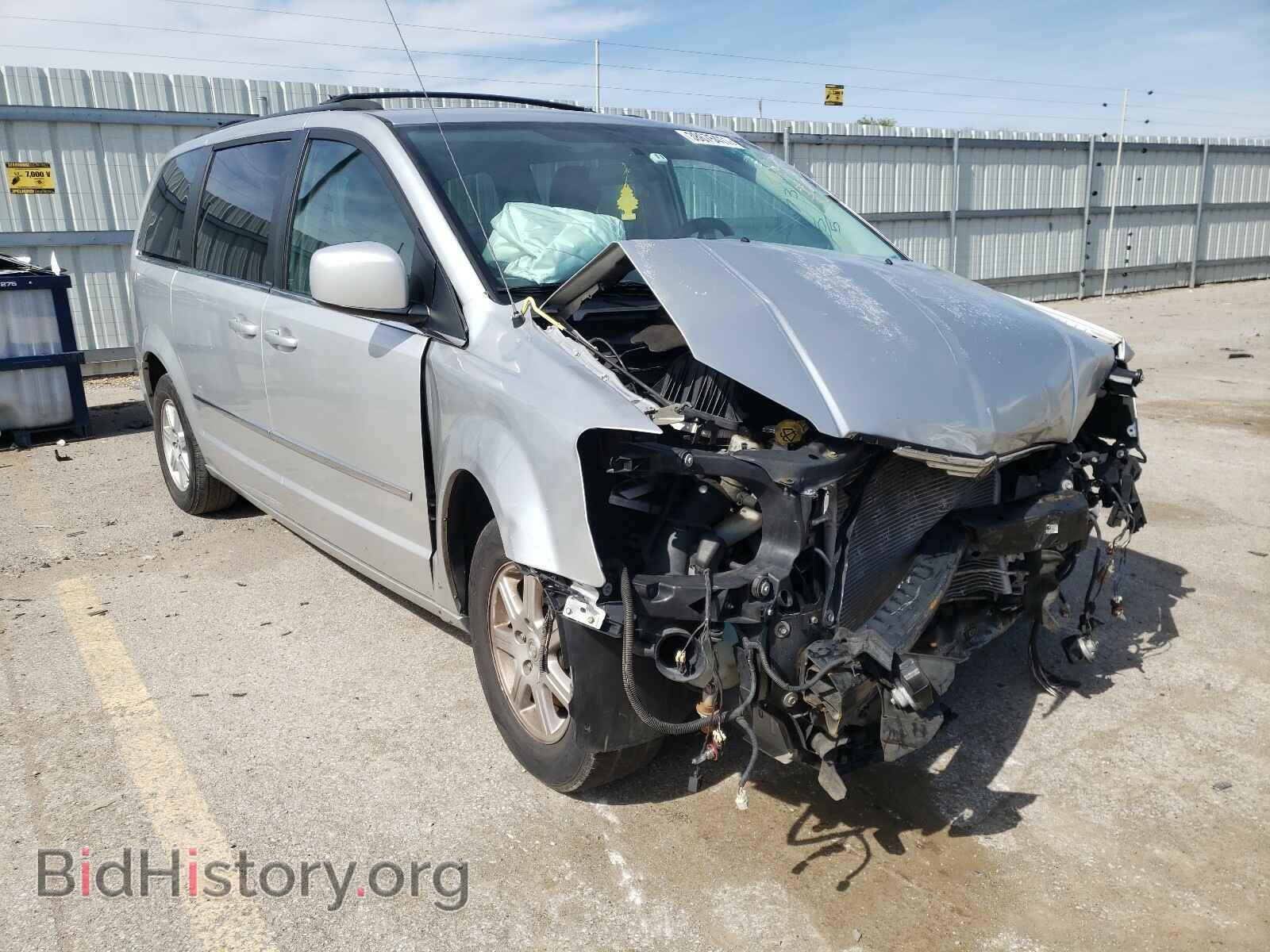 Photo 2A4RR5D16AR108573 - CHRYSLER MINIVAN 2010