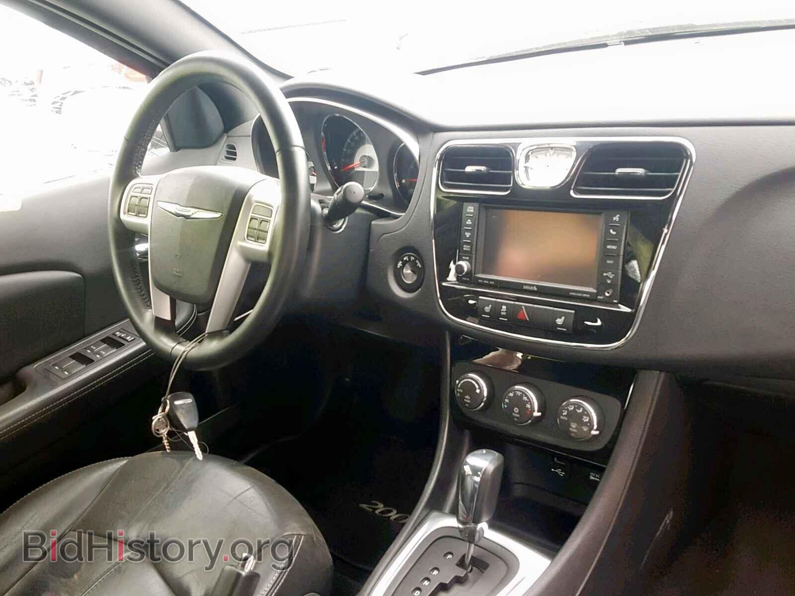 2011 CHRYSLER 200 - VIN: 1C3BC2FG7BN556056 - Фото 9