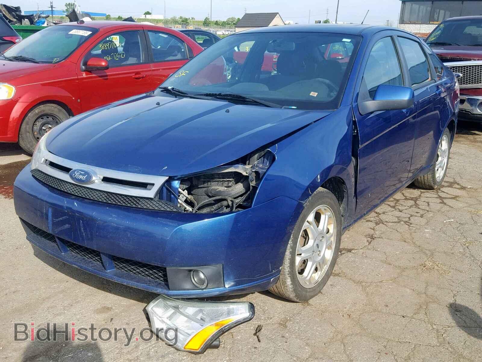 2009 FORD FOCUS - VIN: 1FAHP36N89W262951 - Фото 2