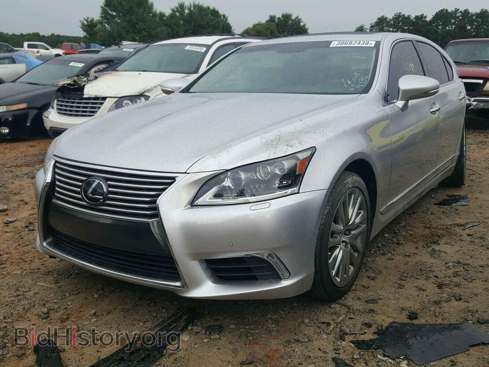 2016 LEXUS LS460 - VIN: JTHBL5EF8G5139136 - Фото 2