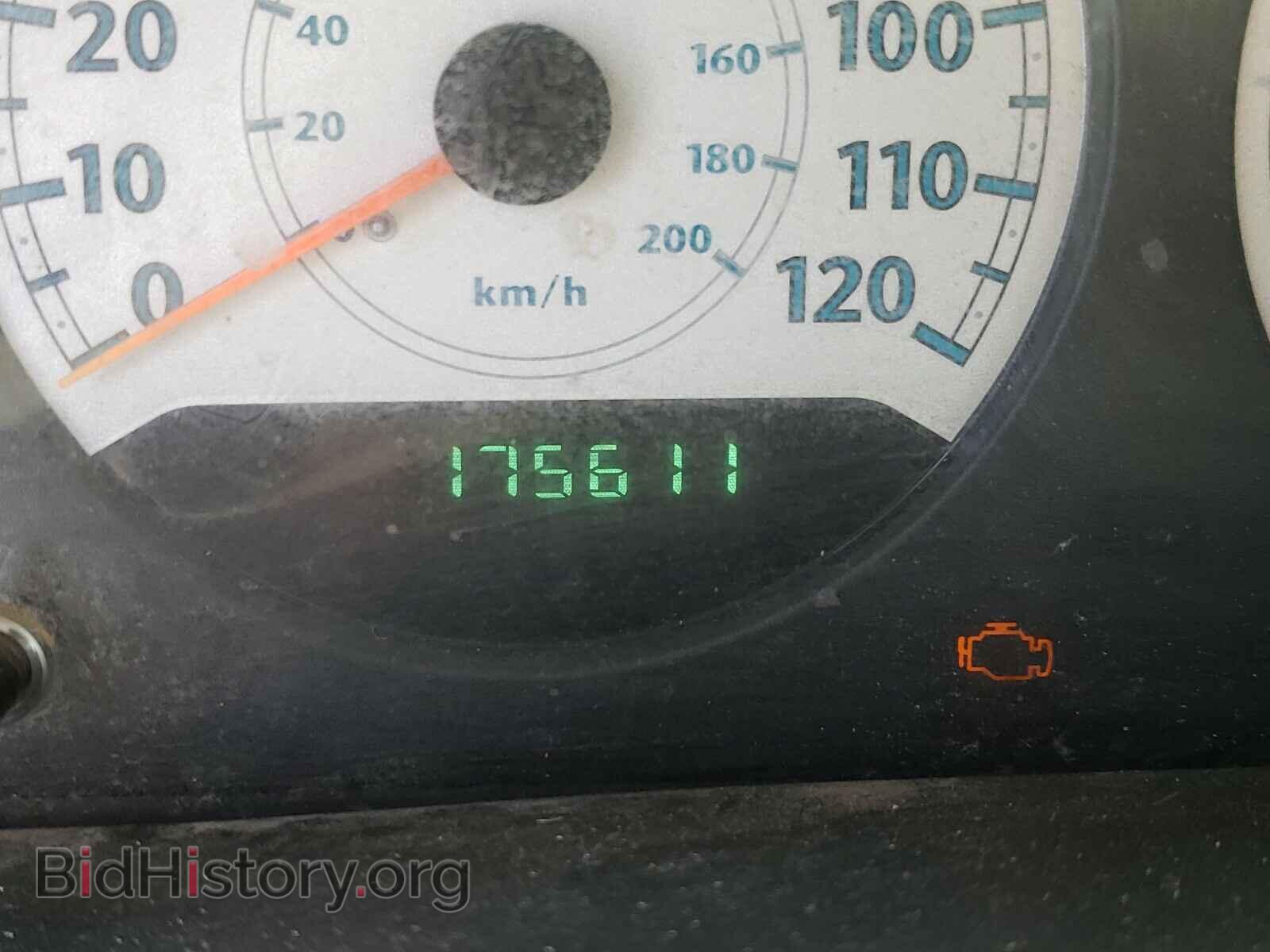 2006 CHRYSLER MINIVAN - VIN: 2A4GP44RX6R847174 - Фото 8