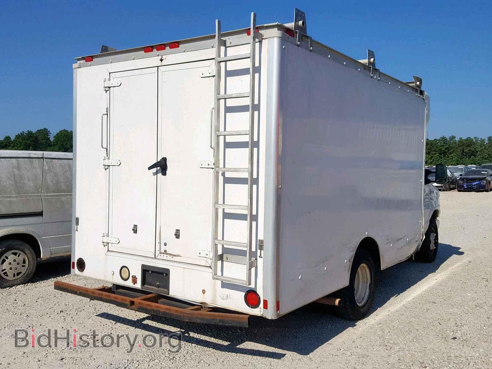 2010 FORD ECONOLINE - VIN: 1FDWE3FL6ADA84572 - Photo 4