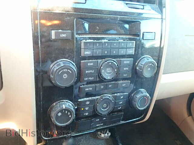 2008 MAZDA TRIBUTE - VIN: 4F2CZ02Z58KM12414 - Фото 9