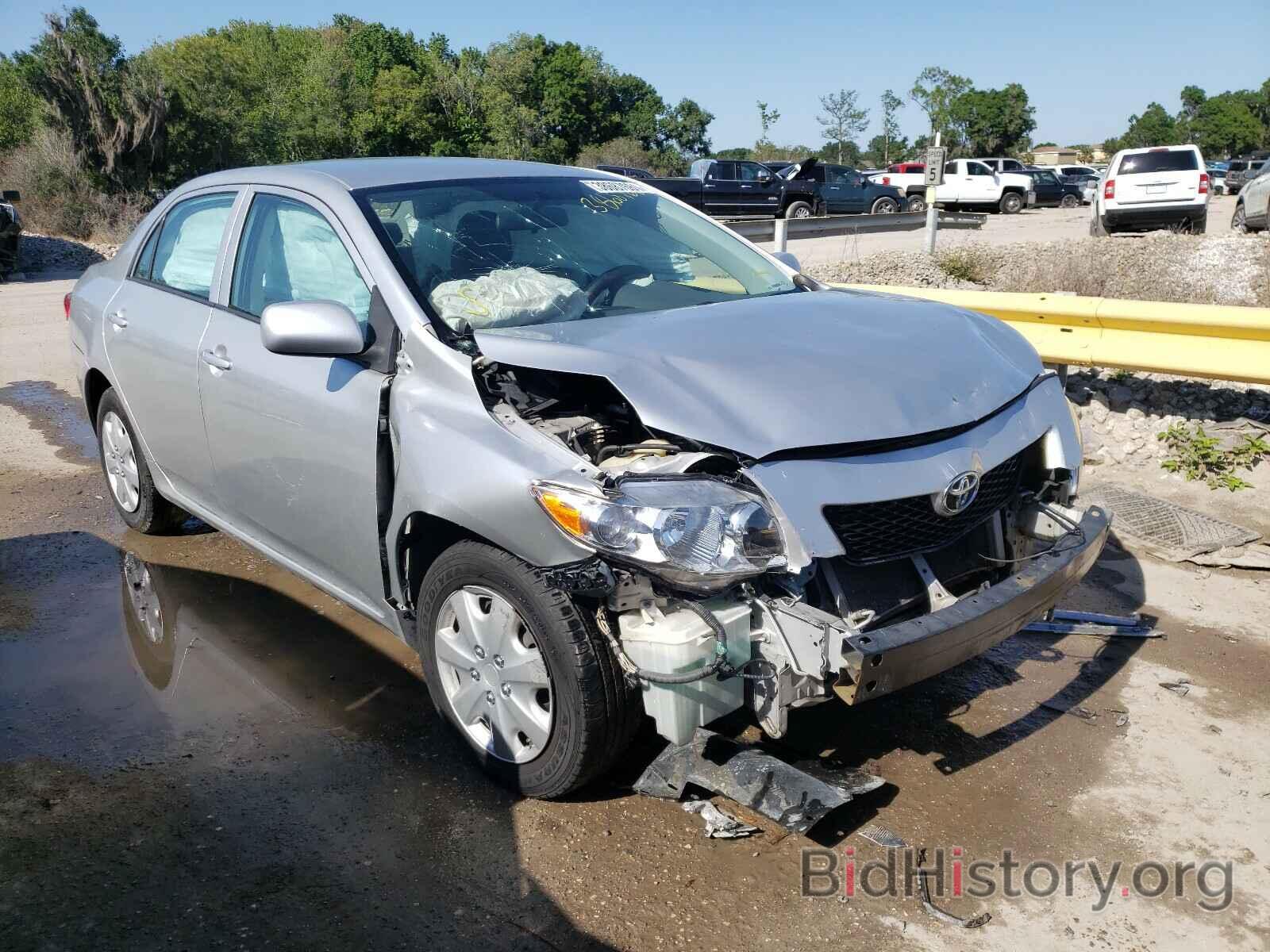 Photo 1NXBU4EE2AZ361051 - TOYOTA COROLLA 2010