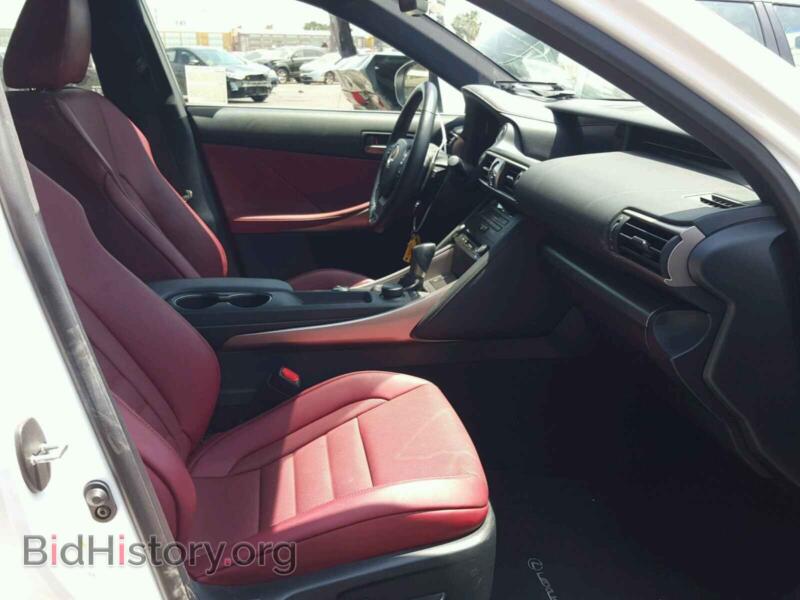 2017 Lexus IS (VIN JTHBA1D2XH5046410) — photo 5 of 10