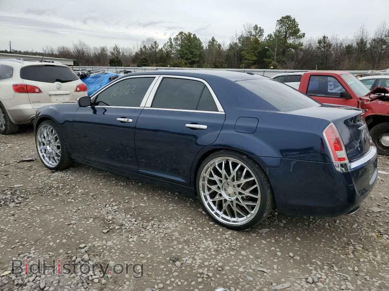 2014 CHRYSLER 300 - VIN: 2C3CCAAGXEH262007 - Фото 2