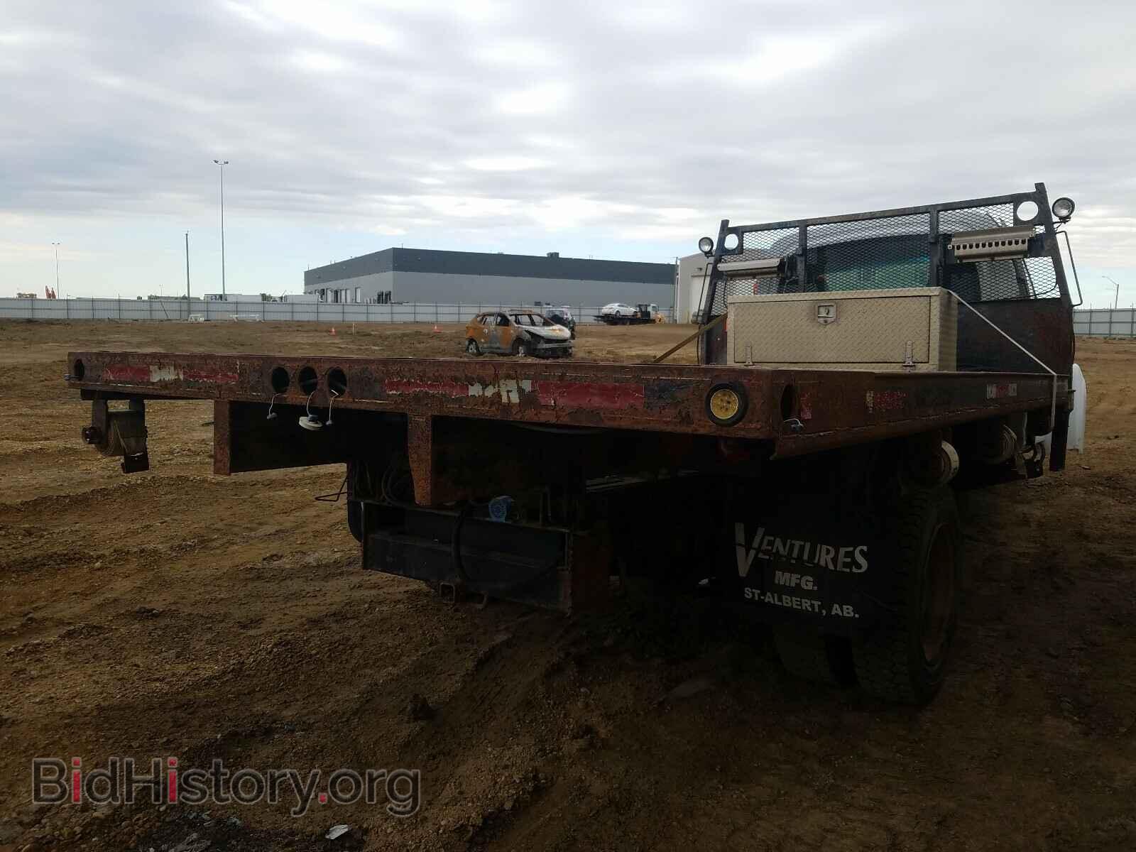 2003 GMC C/K/R5500 - VIN: 1GDE5E1143F516595 - Photo 4