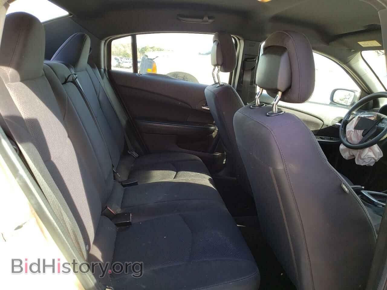2014 CHRYSLER 200 - VIN: 1C3CCBAB8EN142255 - Фото 6