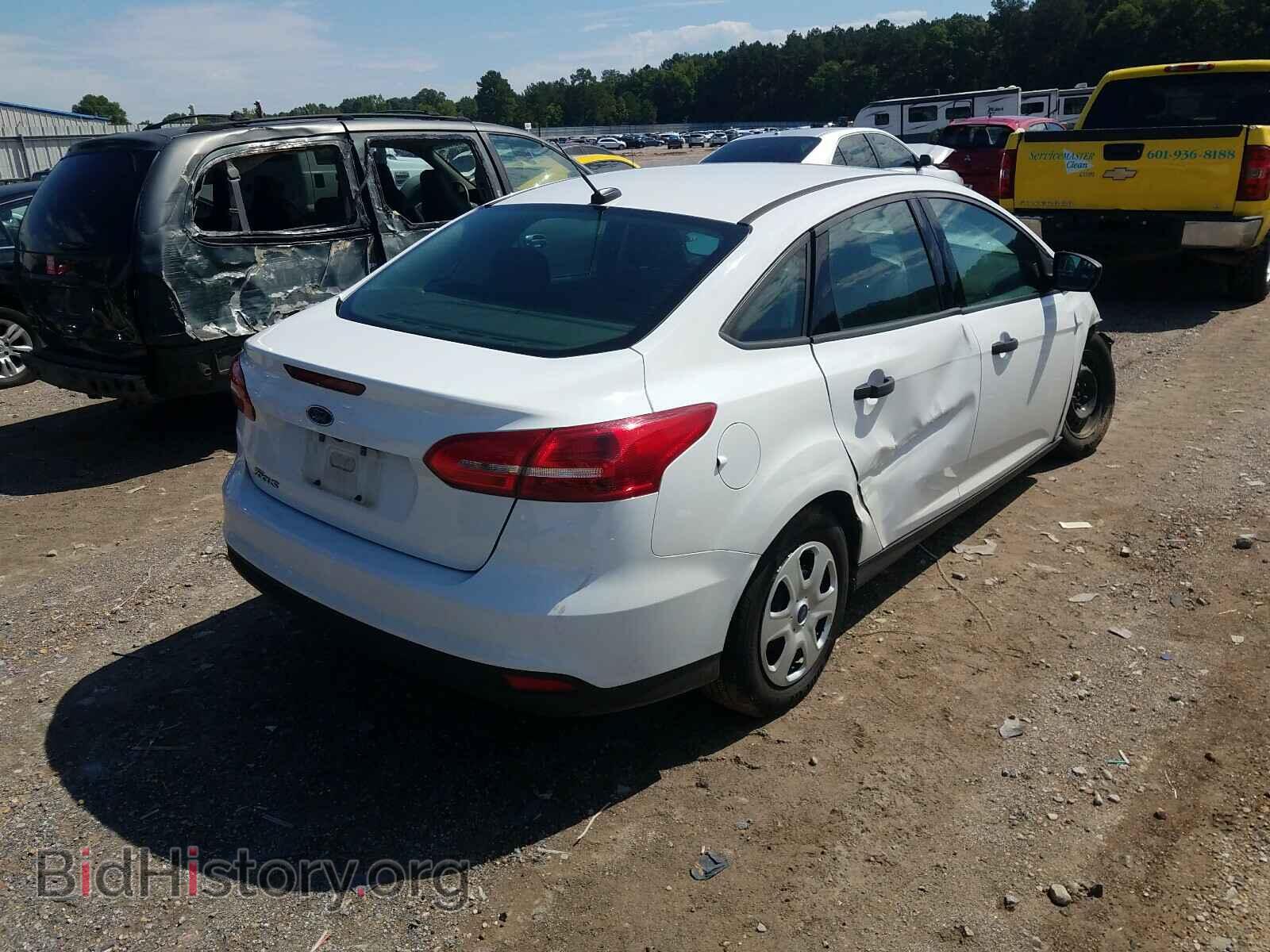 2017 FORD FOCUS - VIN: 1FADP3E25HL312419 - Photo 4