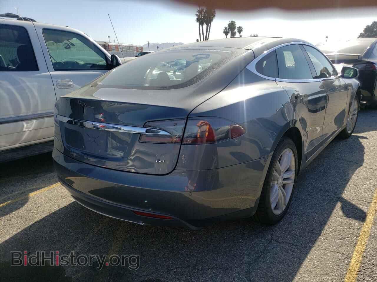 2014 TESLA MODEL S - VIN: 5YJSA1S16EFP35852 - Photo 4