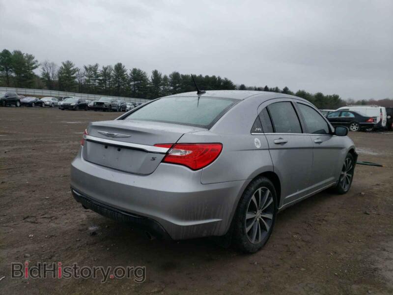 2013 Chrysler 200 (VIN 1C3CCBCG9DN722797) — photo 4 of 10
