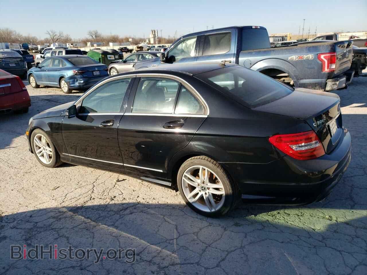 2012 MERCEDES-BENZ C-CLASS - VIN: WDDGF8BB0CR208475 - Фото 2