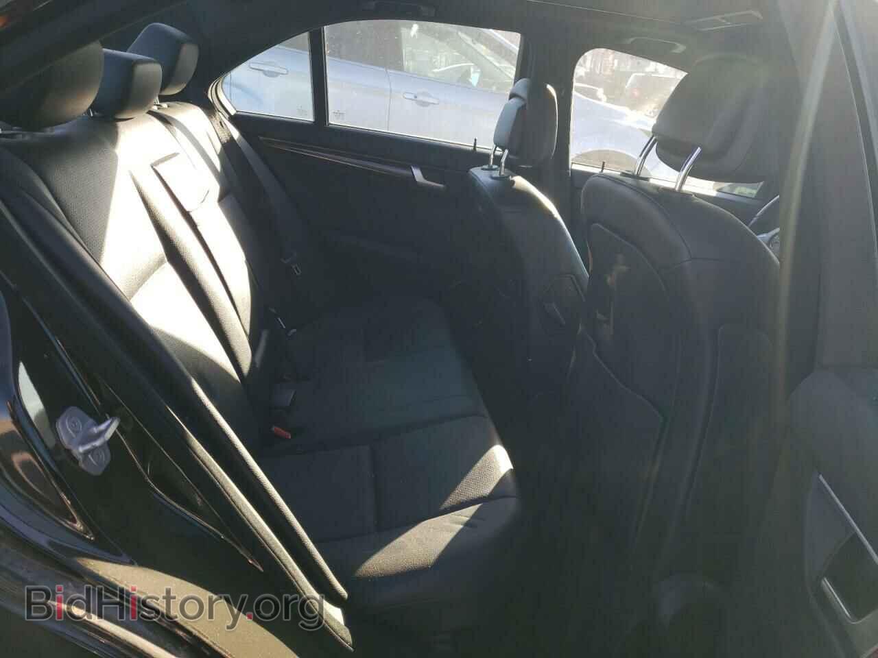 2012 MERCEDES-BENZ C-CLASS - VIN: WDDGF8BB0CR208475 - Фото 10