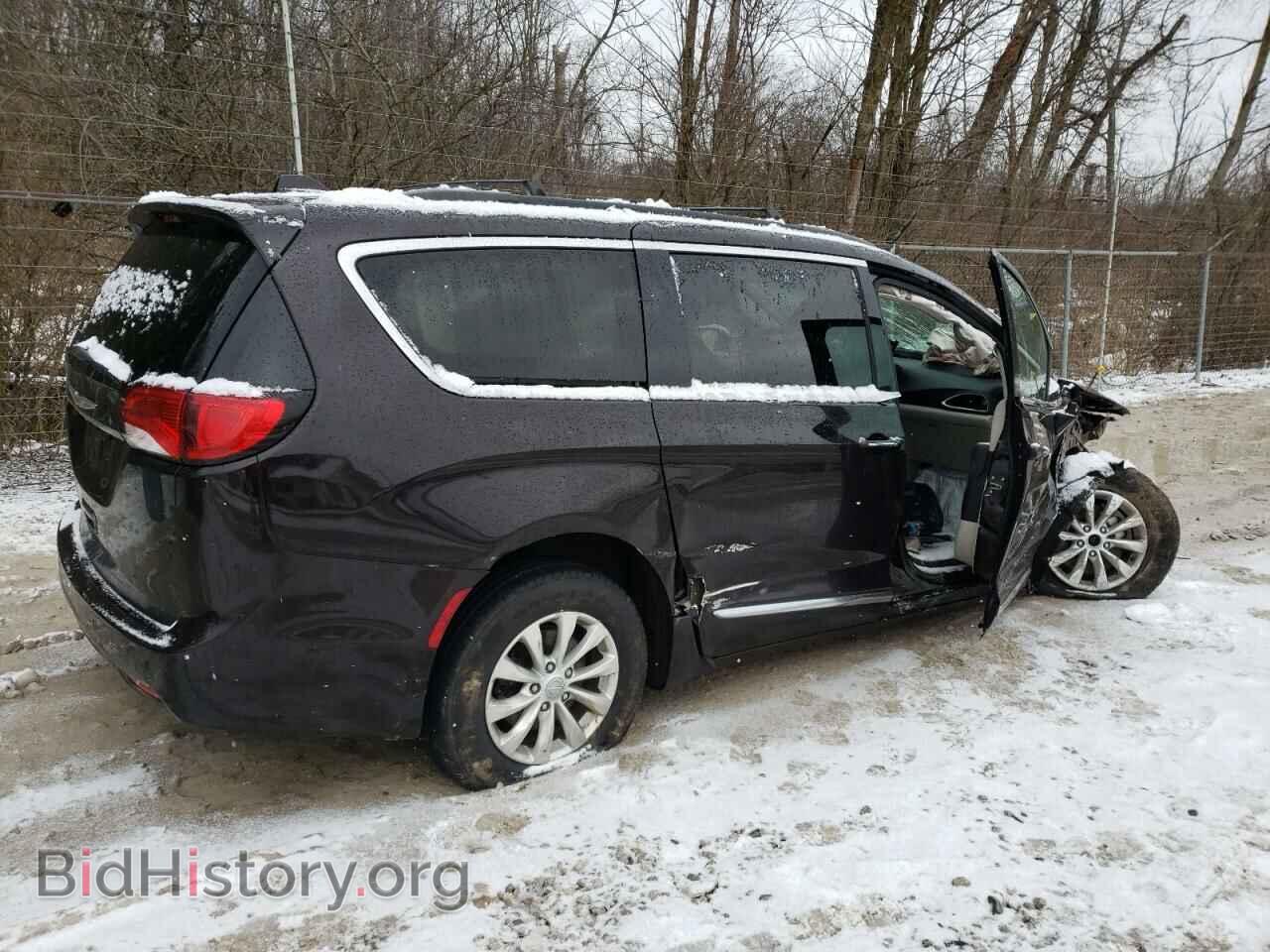 2017 CHRYSLER PACIFICA - VIN: 2C4RC1BG2HR762472 - Photo 3