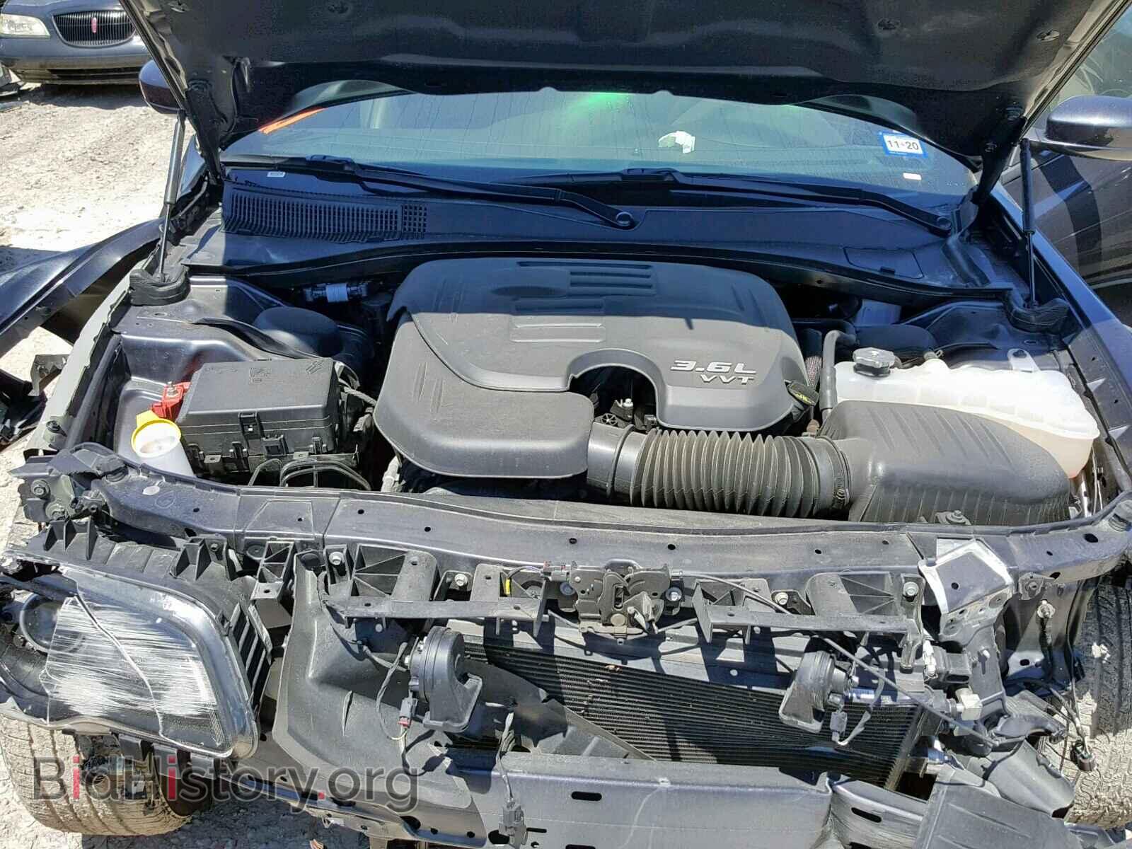 2019 CHRYSLER 300 - VIN: 2C3CCABGXKH559577 - Фото 7