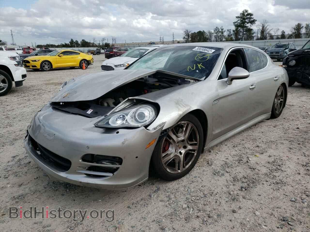 2012 PORSCHE PANAMERA - VIN: WP0AB2A77CL060947 - Фото 2