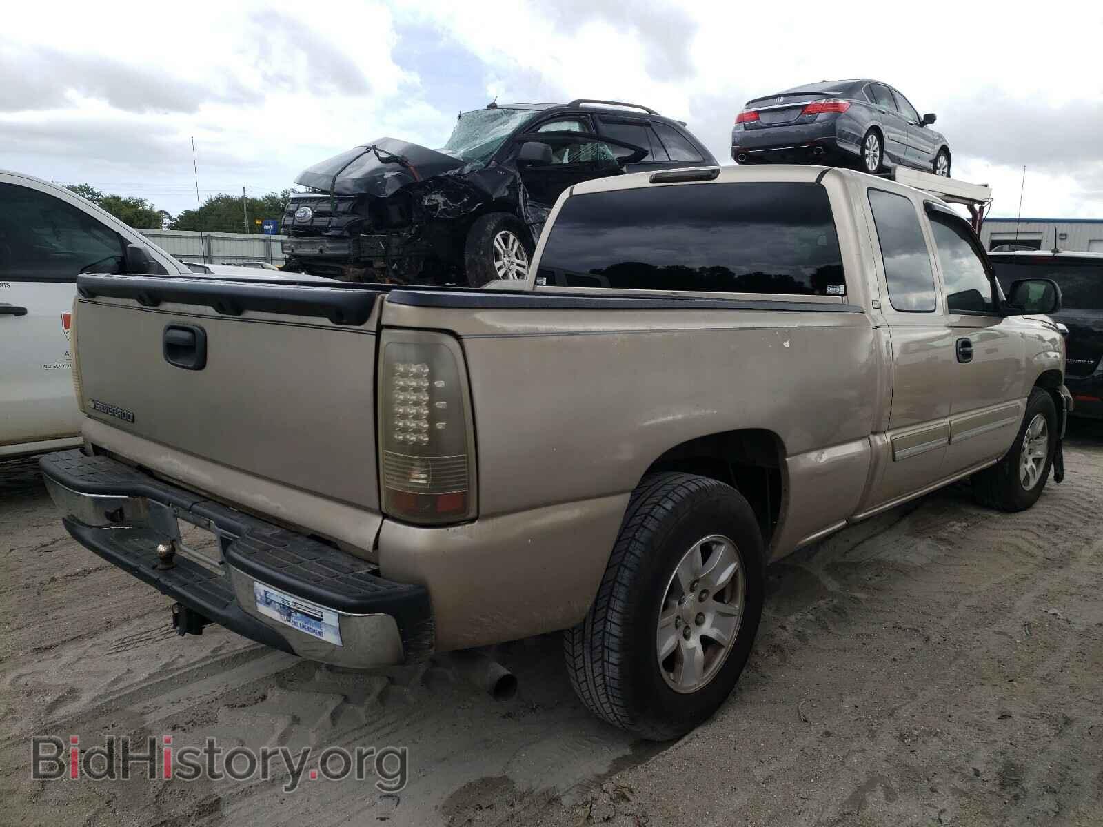 2006 CHEVROLET SILVERADO - VIN: 2GCEC19V361113889 - Фото 4