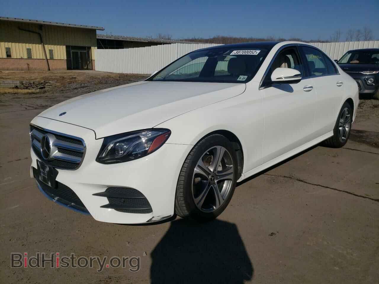 2019 MERCEDES-BENZ E-CLASS - VIN: WDDZF4KB0KA506457 - Фото 2