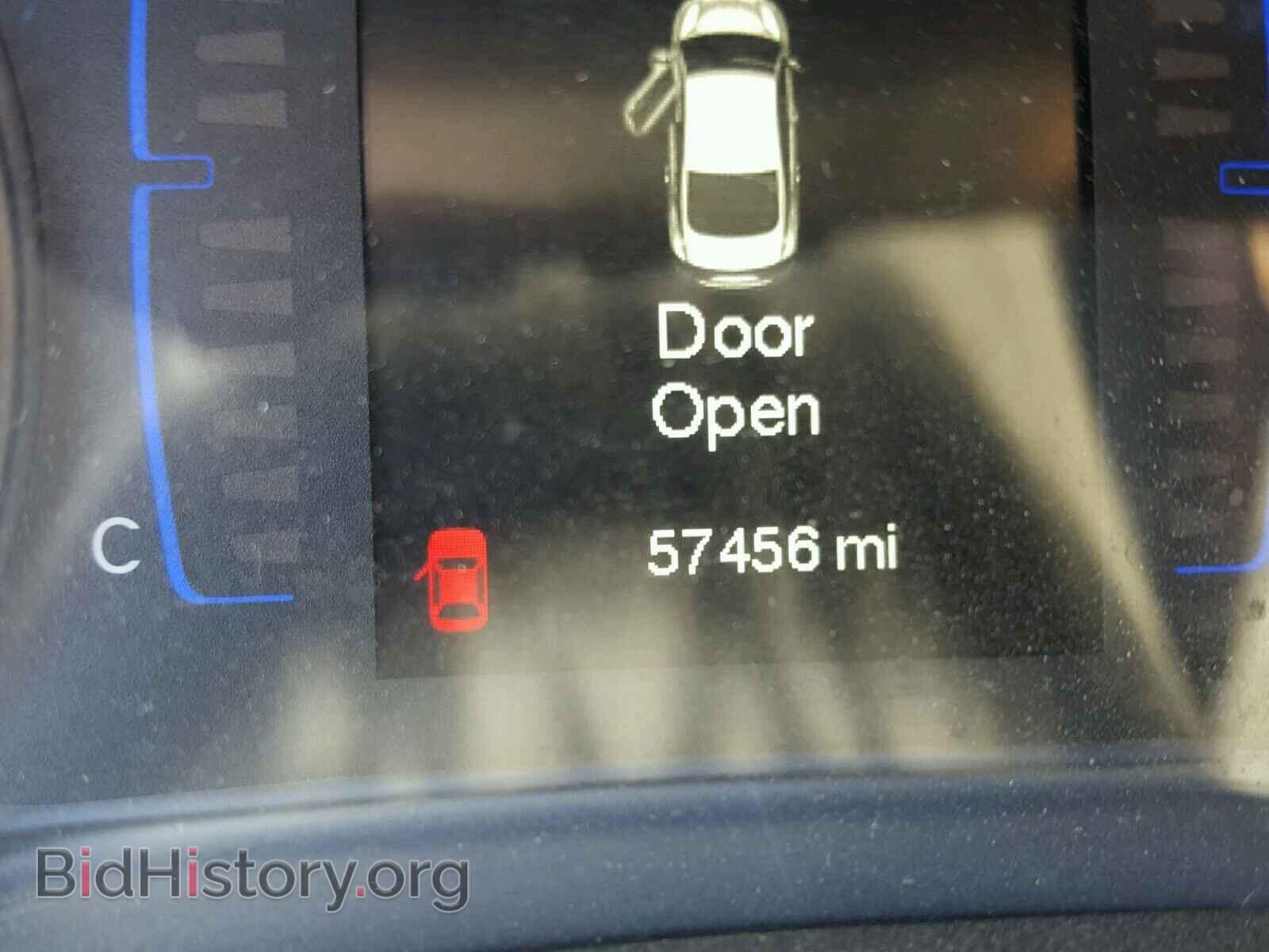 2015 CHRYSLER 200 - VIN: 1C3CCCAB0FN578346 - Photo 8