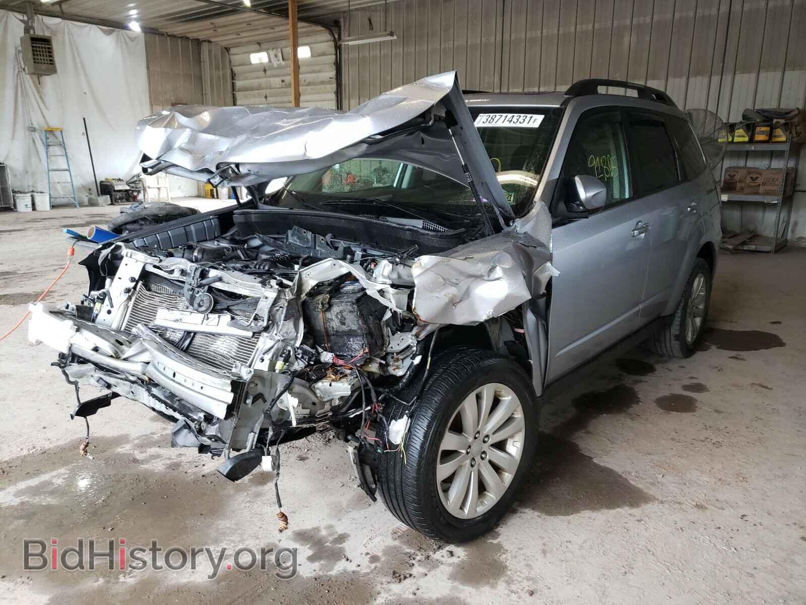 2013 SUBARU FORESTER - VIN: JF2SHADC1DH443990 - Фото 2