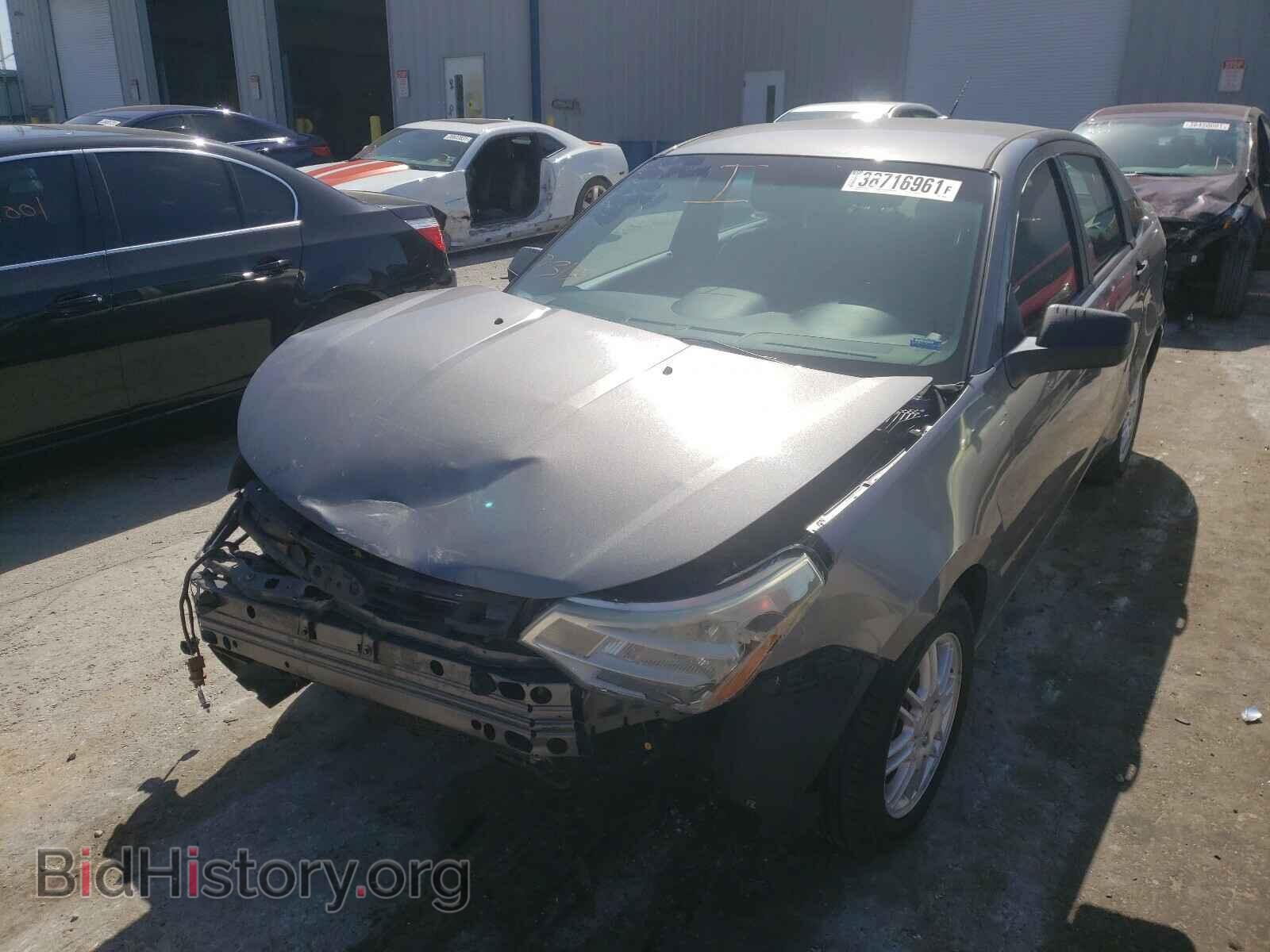 2011 FORD FOCUS - VIN: 1FAHP3FN0BW153048 - Фото 2