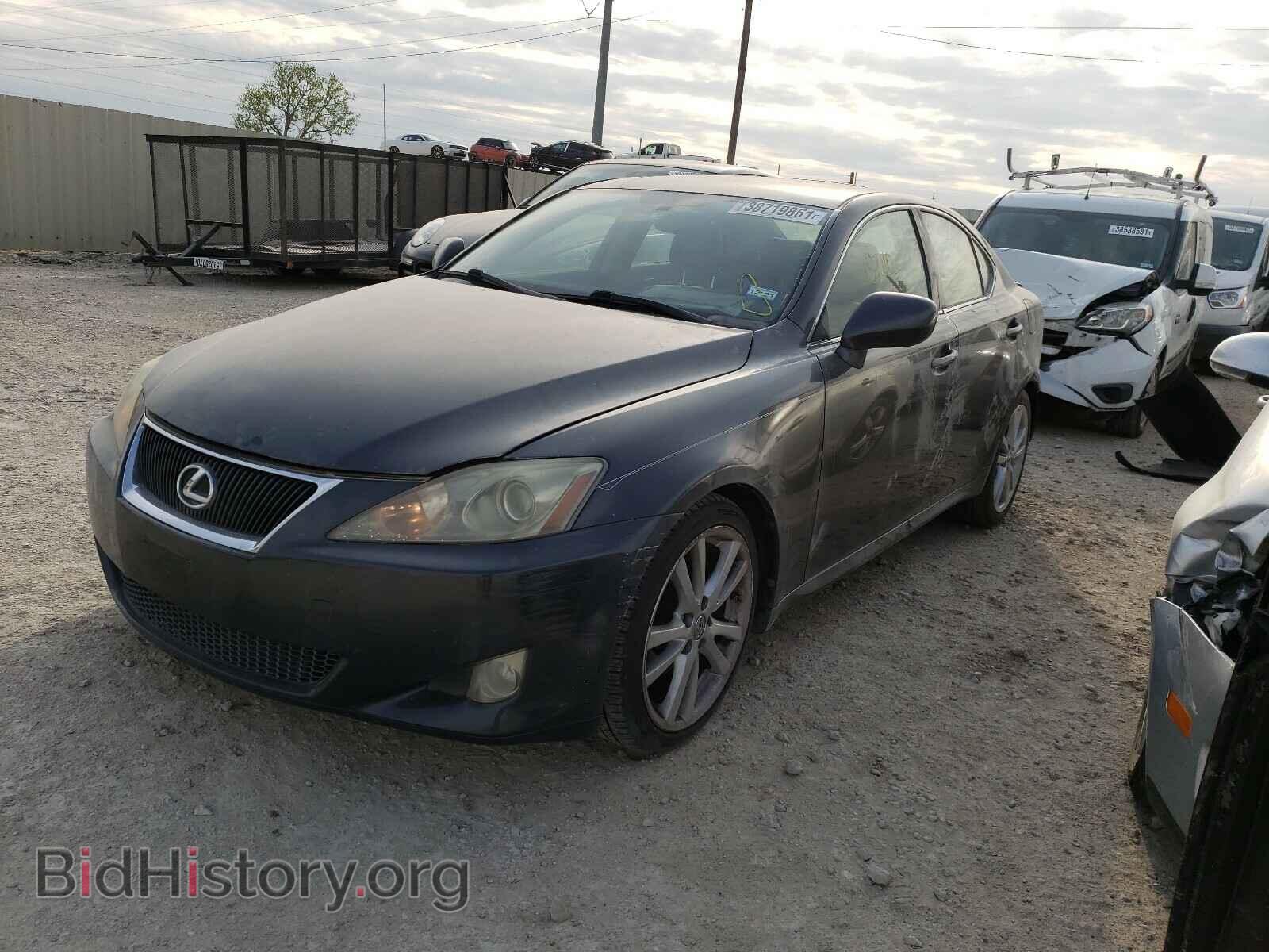 2007 LEXUS IS - VIN: JTHBK262075041957 - Photo 2