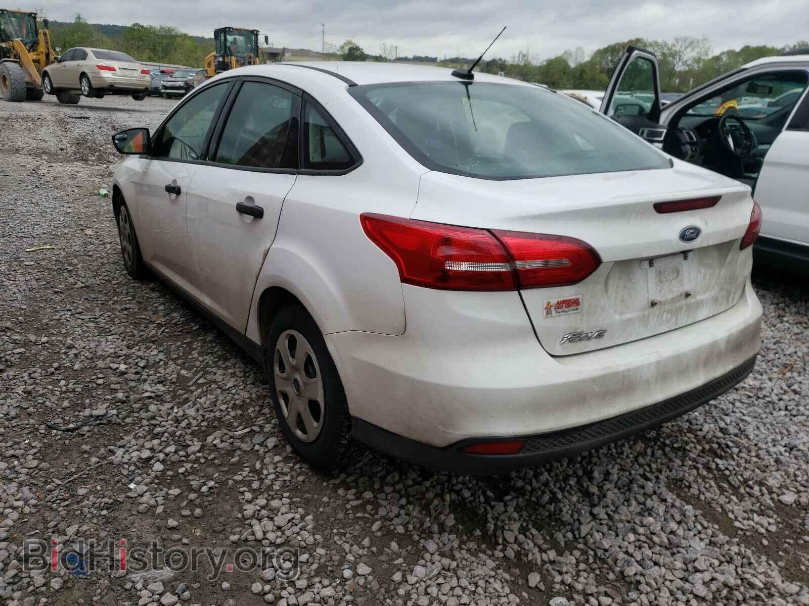 2017 FORD FOCUS - VIN: 1FADP3E26HL256832 - Фото 3