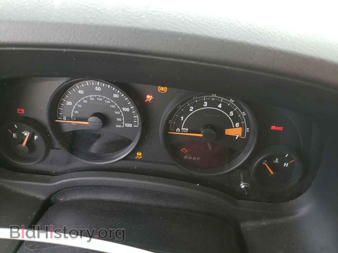 2014 JEEP COMPASS - VIN: 1C4NJCBA7ED645562 - Фото 9
