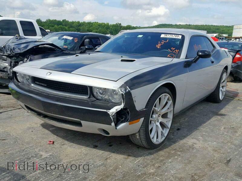 2010 Dodge CHALLENGER (VIN 2B3CJ4DVXAH313112) — photo 2 of 10